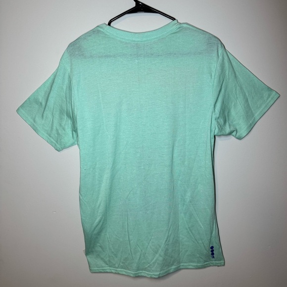 Bench “From the Streets to the Shores” Graphic Size M NWT - Picture 2 of 4